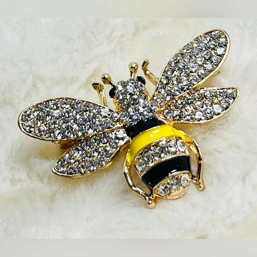Sparkling Bee Brooch with crystal accents